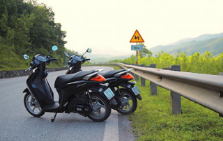 Lợi thế của Yamaha Janus trước đối thủ Vision