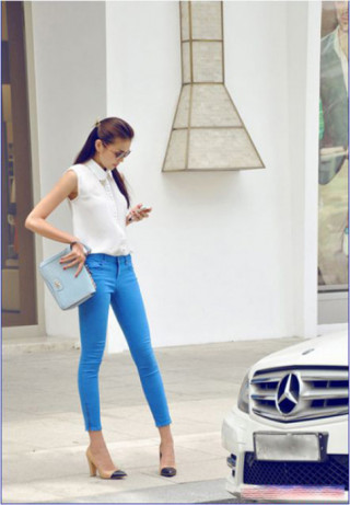 Mặc jeans đẹp như chân dài Việt