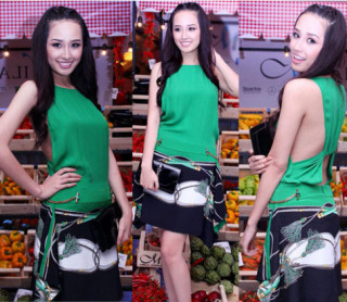 Mê khoe lưng như Mai Phương Thúy!