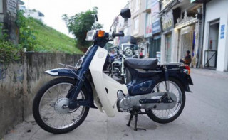 Mỗi ngày đi 5 km sau 19 năm Honda Super Cub 70 Custom đời 1998 được rao với giá 85 triệu