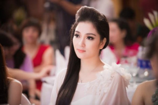 Người đẹp có cần thông minh?