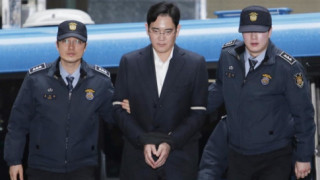 Người thừa kế tập đoàn bị tuyên án phạt tù kỷ lục, Samsung điêu đứng
