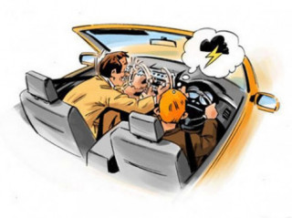  Những hành động khiến lái xe mất tập trung 