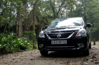  Nissan Sunny mới - thay đổi hợp thời 