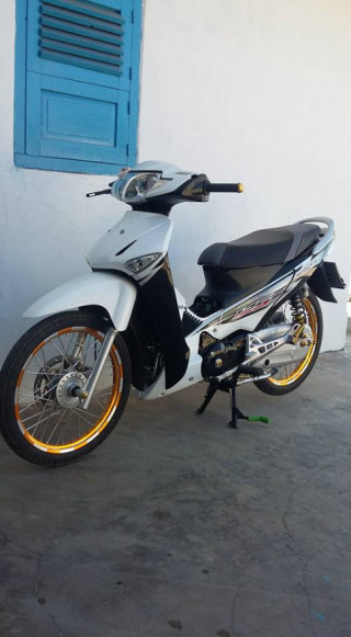 Show nhẹ con Wave S125 nước bạn