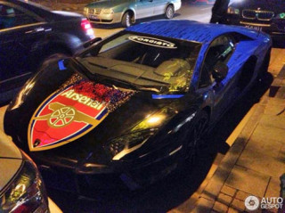 Siêu xe Aventador của Fans cuồng Arsenal
