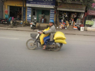  Super Cub tại Việt Nam lên báo nước ngoài 