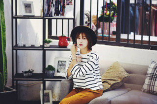Thu về, tín đồ Việt mê mẩn áo kẻ ngang