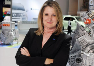  Top 10 phụ nữ quyền lực ngành công nghiệp ôtô 