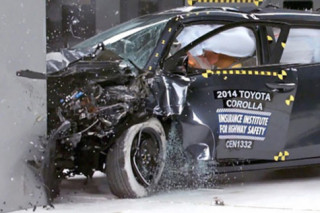 Toyota Corolla 2014 kém an toàn?