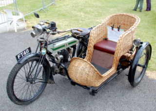  Triumph Motor - ông vua cruiser 