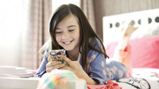 Tuổi teen dành bao nhiêu thời gian trên mạng để hạnh phúc?