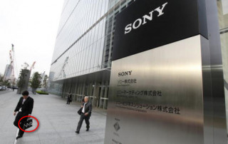 Vaio ra mắt smartphone Android, cạnh tranh với chính Sony: “Người dưng ngược lối”