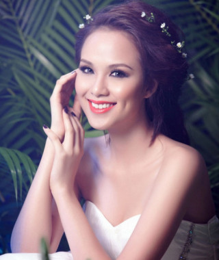 Vẫn chưa hủy “lệnh cấm” hoa hậu Diễm Hương