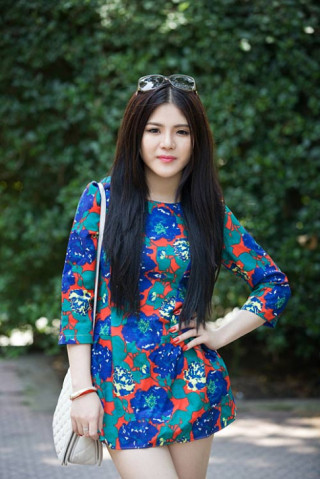 Váy siêu ngắn của cô nàng 18