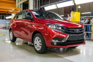 Xe Nga Lada XRAY giá 177 triệu đồng rục rịch ra mắt
