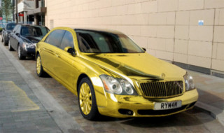  Xe siêu sang Maybach mạ vàng ròng 