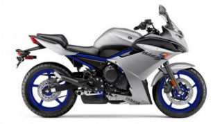 2017 Yamaha FZ6R: Gầm ghè với Honda CBR650F