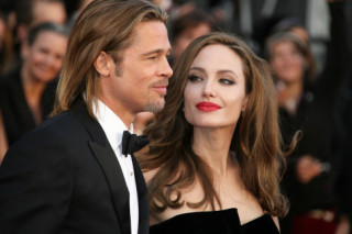 Angelina Jolie và Brad Pitt: Một thập kỷ yêu nhau