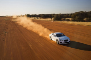 Bentley Continental GT Speed “quá nhanh, quá nguy hiểm”