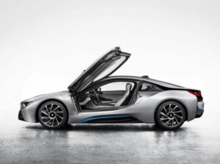 BMW i8 2014 chạy 2,5 lít/100 km sắp ra mắt