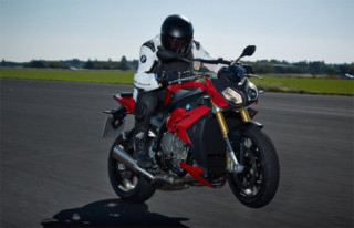  BMW S1000R 