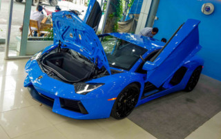 “Choáng” Lamborghini Aventador màu xanh cực độc mới về Việt Nam