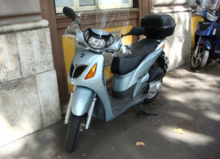  Honda SH - giấc mơ xe máy của người Việt 
