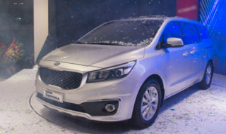  Kia Grand Sedona 2015 giá từ 1,18 tỷ tại Việt Nam 