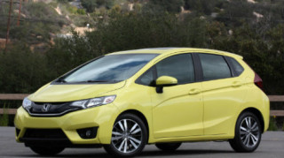 Loạt xe Honda Fit 2015 bị triệu hồi do lỗi đánh lửa