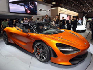 McLaren 720S có giá từ 5,8 tỷ đồng