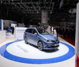 Ngắm siêu phẩm Toyota Auris tại Geneva Motor Show