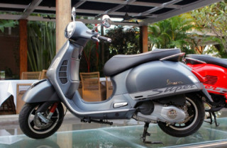 Nhận sơn phối màu xe Vespa giá rẻ tại TPHCM