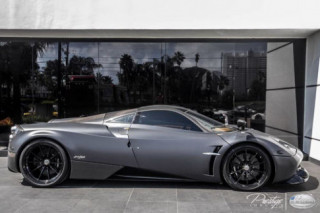 Pagani Huayra bản cực hiếm được rao bán