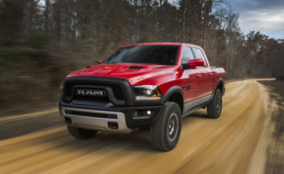  Ram 1500 - bán tải Mỹ cơ bắp, sang trọng 