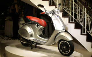  Vespa 946 Bellissima tại Việt Nam giá 365 triệu đồng 