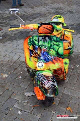  Vespa Hulk - phong cách ‘người khổng lồ xanh’ 