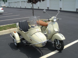  Vespa sidecar 