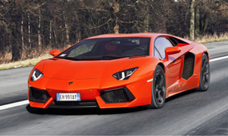  Vì sao siêu xe Lamborghini không dùng số sàn? 