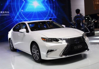  Xế sang Lexus thêm bản ES 200 