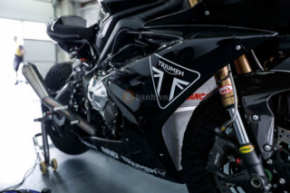[Clip] Triumph 765 chạy thử chuẩn bị cho Moto2