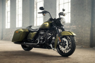 Harley Davidson King Special giá chát gần 500 triệu đồng
