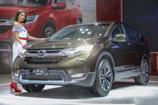 Honda CR-V 7 chỗ Turbo có giá từ 736 triệu đồng