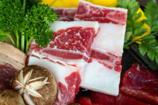 Khám phá thịt bò Canada được nuôi từ ngũ cốc cực ngon và bổ dưỡng.