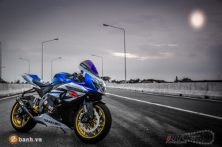 Suzuki GSX-R1000 trong bản độ đẹp không một điểm chết