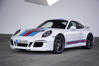 Xe đua Porsche 911 S Martini Racing trình làng