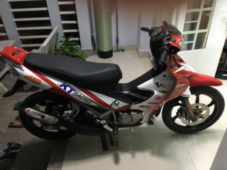YaZ 125 rực rỡ trong bộ áo đấu phong cách MotoGP