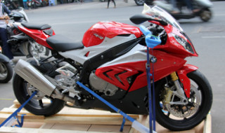  BMW S1000RR 2015 đầu tiên tại Việt Nam 