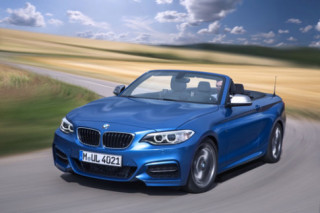  BMW serie 2 convertible - mui mềm cỡ nhỏ mới 