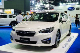 Cận cảnh Subaru Impreza 2017 giá 1,7 tỷ đồng